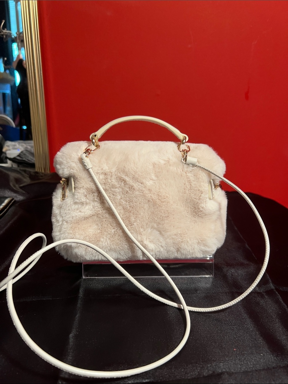 Furla Blush Faux-Fur Top Handle removable Crossbody strap - Picture 3 of 9